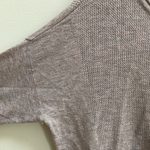 American eagle outfitters ahh-mazing soft long sleeve shirt in medium - Picture 9 of 10